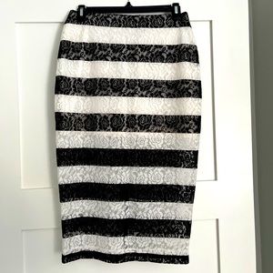 Black & white strip skirt